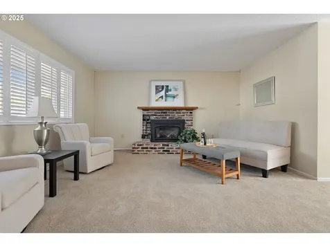 15920 SW Royalty Parkway Portland OR 97224