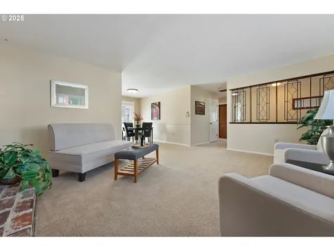 15920 SW Royalty Parkway Portland OR 97224