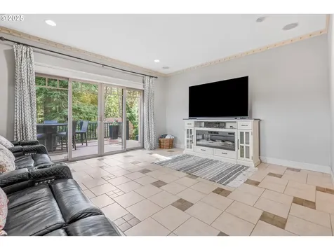 751 Lakeview Drive Ilwaco WA 98624