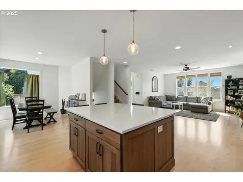 698 51st Street Washougal WA 98671