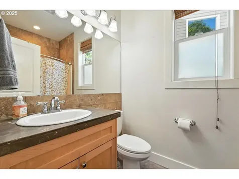 698 51st Street Washougal WA 98671