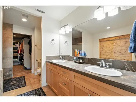 698 51st Street Washougal WA 98671