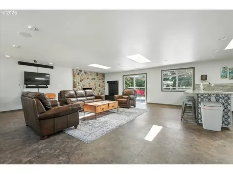 698 51st Street Washougal WA 98671