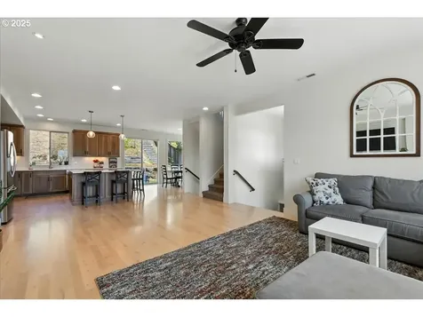 698 51st Street Washougal WA 98671