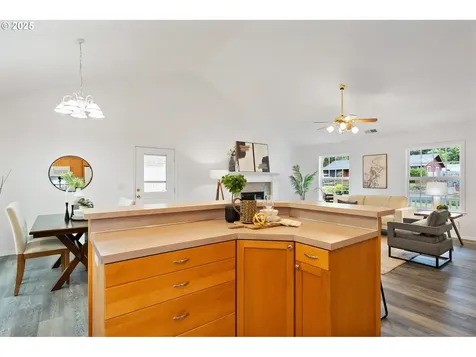 917 NE 10th Avenue Canby OR 97013