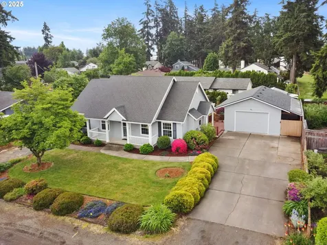 917 NE 10th Avenue Canby OR 97013