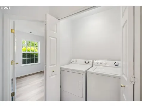 917 NE 10th Avenue Canby OR 97013