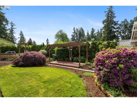 917 NE 10th Avenue Canby OR 97013