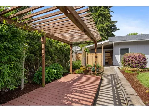917 NE 10th Avenue Canby OR 97013