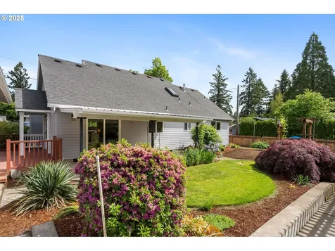 917 NE 10th Avenue Canby OR 97013