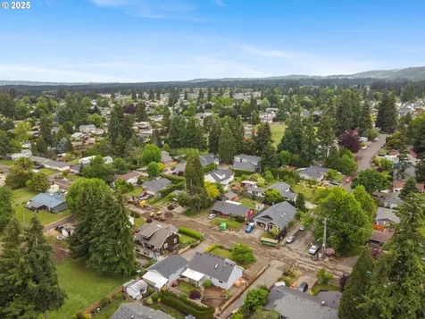 917 NE 10th Avenue Canby OR 97013