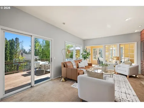 21470 Rosepark Court West Linn OR 97068