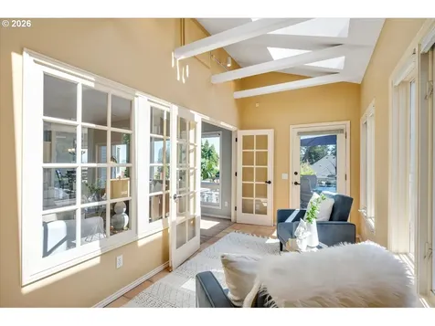 21470 Rosepark Court West Linn OR 97068