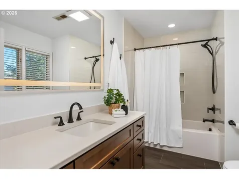 21470 Rosepark Court West Linn OR 97068