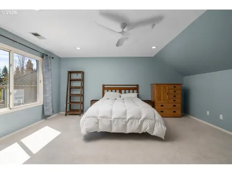 21470 Rosepark Court West Linn OR 97068