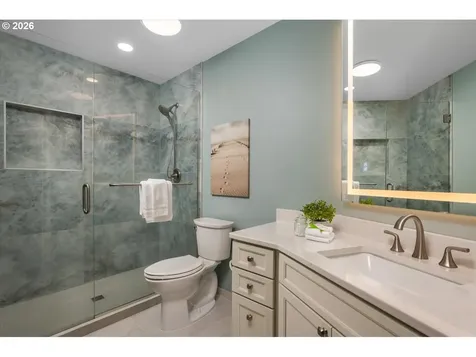 21470 Rosepark Court West Linn OR 97068