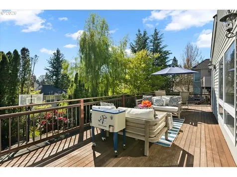 21470 Rosepark Court West Linn OR 97068