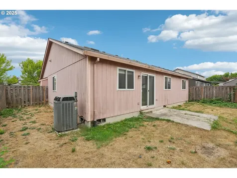 7259 SE Harnish Street Hillsboro OR 97123