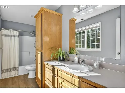 1433 NE Edgefield Street Hillsboro OR 97124