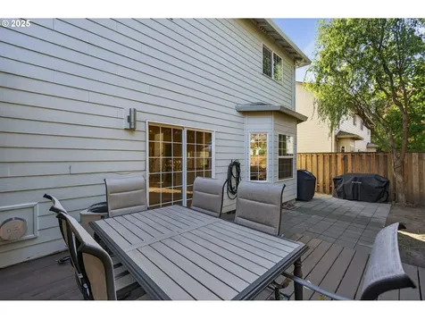 1433 NE Edgefield Street Hillsboro OR 97124