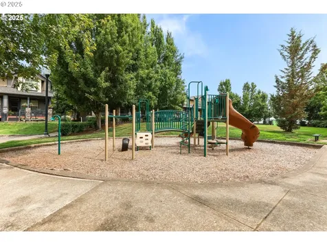 1433 NE Edgefield Street Hillsboro OR 97124