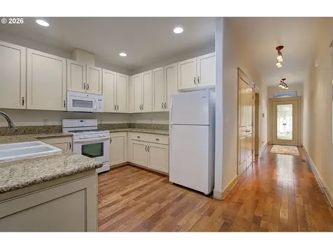 5800 NE 48th Street Vancouver WA 98661