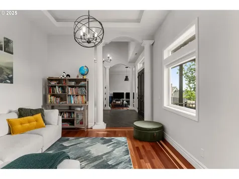 3720 NW Devoto Lane Portland OR 97229