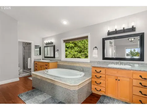 3720 NW Devoto Lane Portland OR 97229