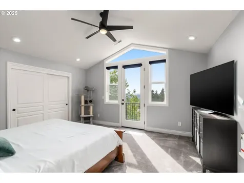 3720 NW Devoto Lane Portland OR 97229