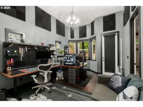 3720 NW Devoto Lane Portland OR 97229
