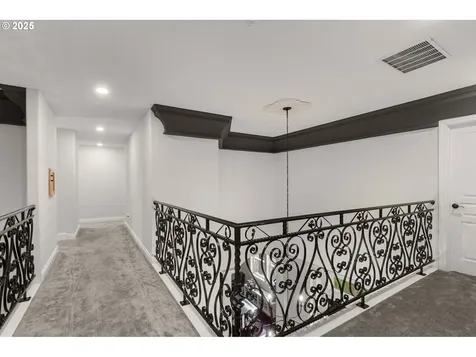 3720 NW Devoto Lane Portland OR 97229