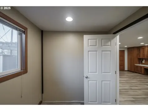 1141 NE Springwood Drive Albany OR 97321