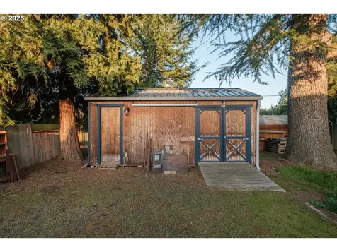 1141 NE Springwood Drive Albany OR 97321