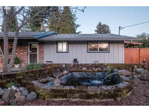 1141 NE Springwood Drive Albany OR 97321
