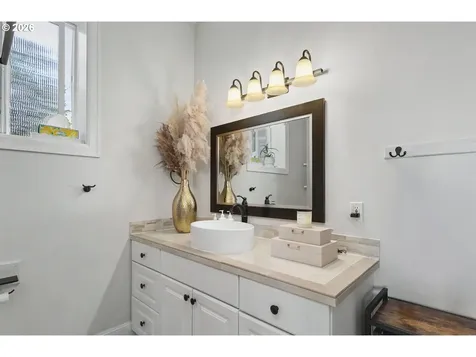 330 NW Ilwaco Street Camas WA 98607
