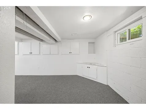 727 Warren Street Oregon City OR 97045