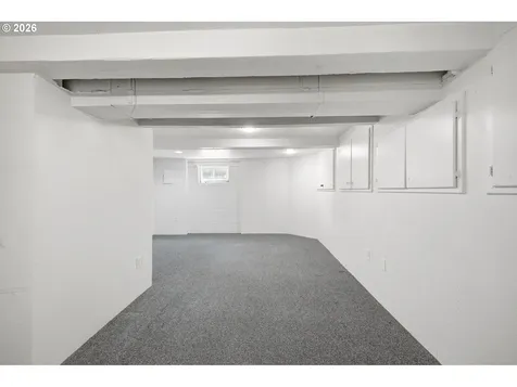 727 Warren Street Oregon City OR 97045