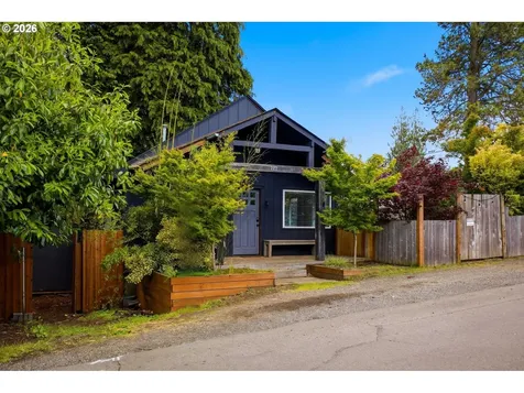 727 Warren Street Oregon City OR 97045