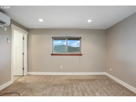 118 Ingram Place White Salmon WA 98672
