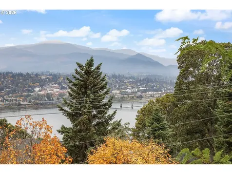 118 Ingram Place White Salmon WA 98672