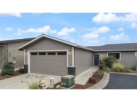 118 Ingram Place White Salmon WA 98672