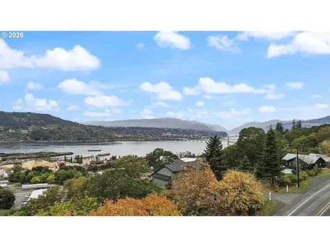 118 Ingram Place White Salmon WA 98672