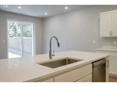 315 Cypress Street Mt. Angel OR 97362