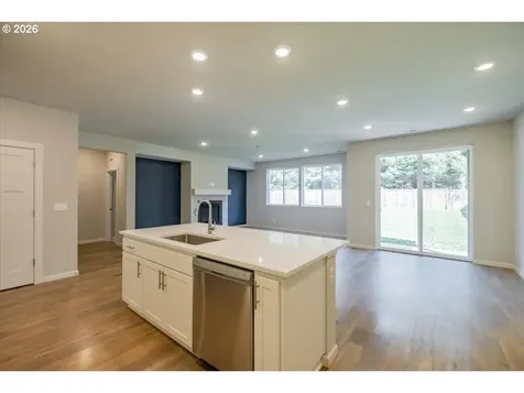 315 Cypress Street Mt. Angel OR 97362