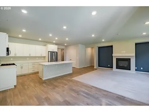 315 Cypress Street Mt. Angel OR 97362