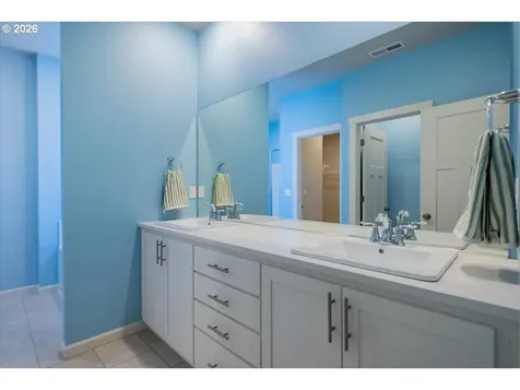 315 Cypress Street Mt. Angel OR 97362