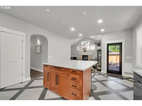2183 Ashbury Drive Eugene OR 97408