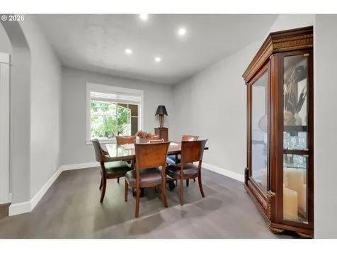 2183 Ashbury Drive Eugene OR 97408