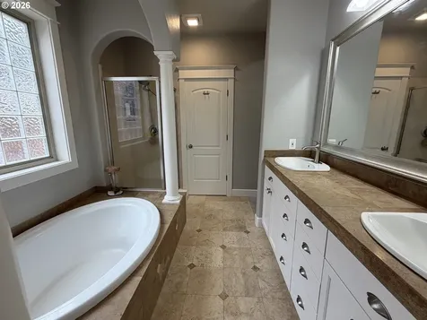 2183 Ashbury Drive Eugene OR 97408