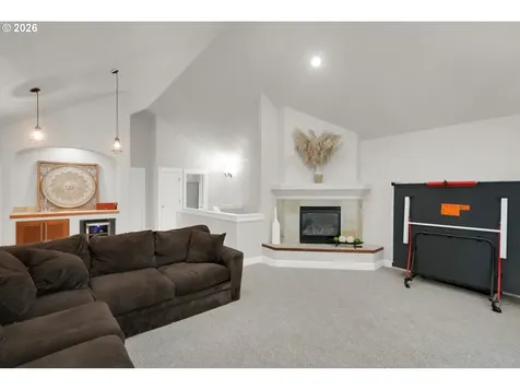 2183 Ashbury Drive Eugene OR 97408